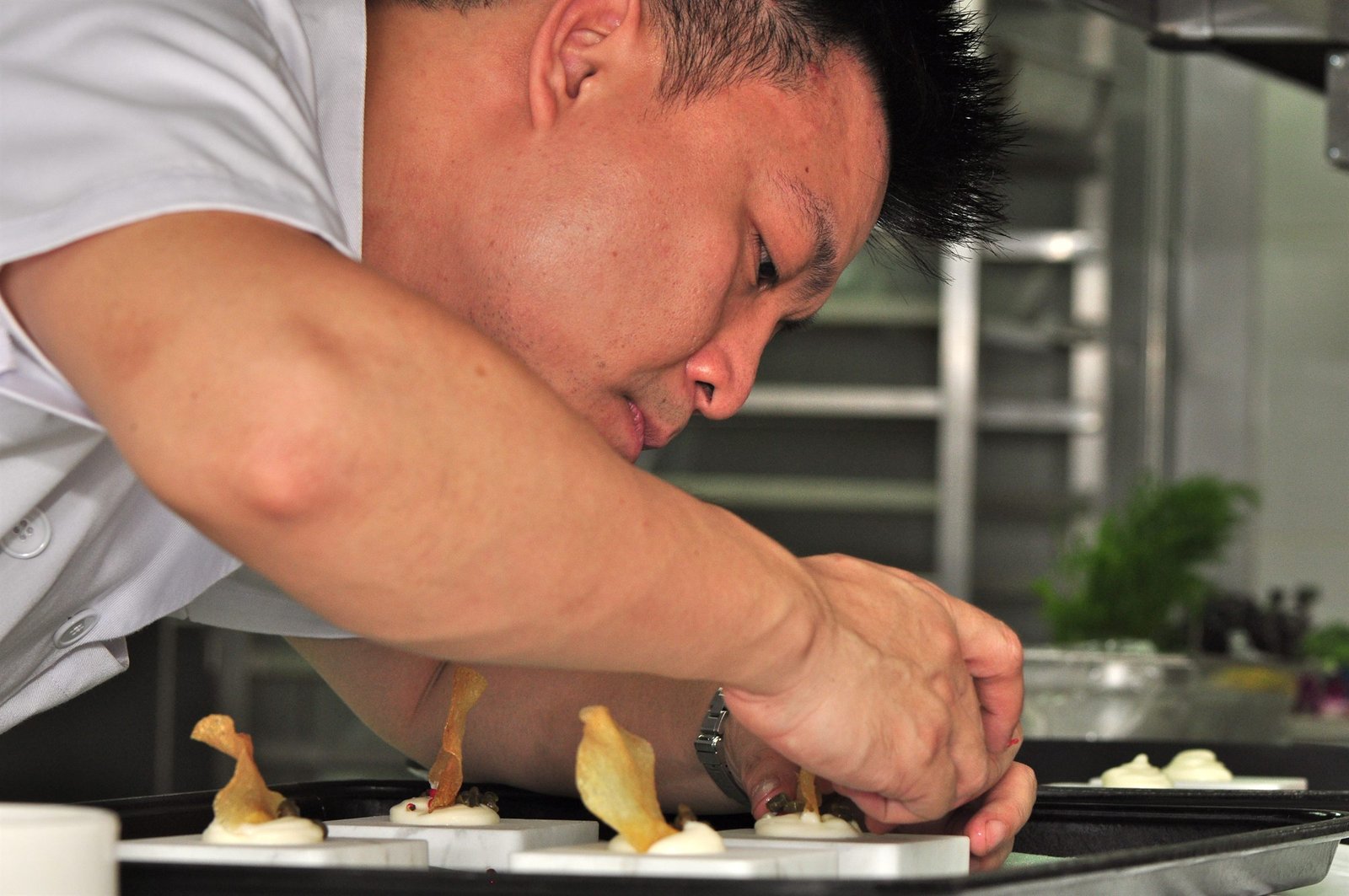 The maker's hand at Brasserie Enfin — the founding years.