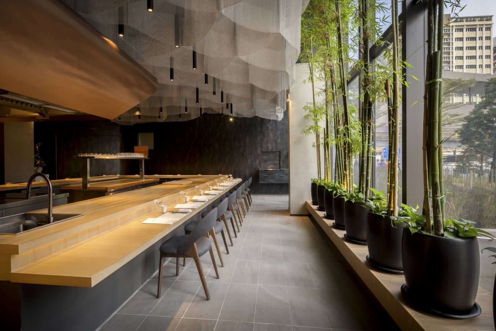 Shin'Kappou — third framing of the open-counter dining room.